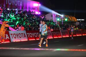 BIB: 128
                            <button type="button" onclick="openModal(23184899)" class="btn btn-primary btn-sm float-right btn-popup" data-toggle="modal" data-target=".modal-high-quality">
                        <i class="fas fa-shopping-cart"></i> Add to Cart
                    </button>
                                            <button type="button" onclick="isThisMe(23184899, true)" class="btn btn-success btn-sm float-right btn-popup btn-isme hidden" data-toggle="tooltip" data-placement="bottom" title="นี่คือรูปของคุณใช่ไหม คลิกที่นี่เพื่อเอาเข้าอัลบั้ม">
                        <i class="fas fa-plus"></i> Add to album
                    </button>
                    <button type="button" onclick="isThisMe(23184899, false)" class="btn btn-warning btn-sm float-right btn-popup btn-isnotme hidden">
                        <i class="fas fa-ban"></i> Remove from album
                    </button>